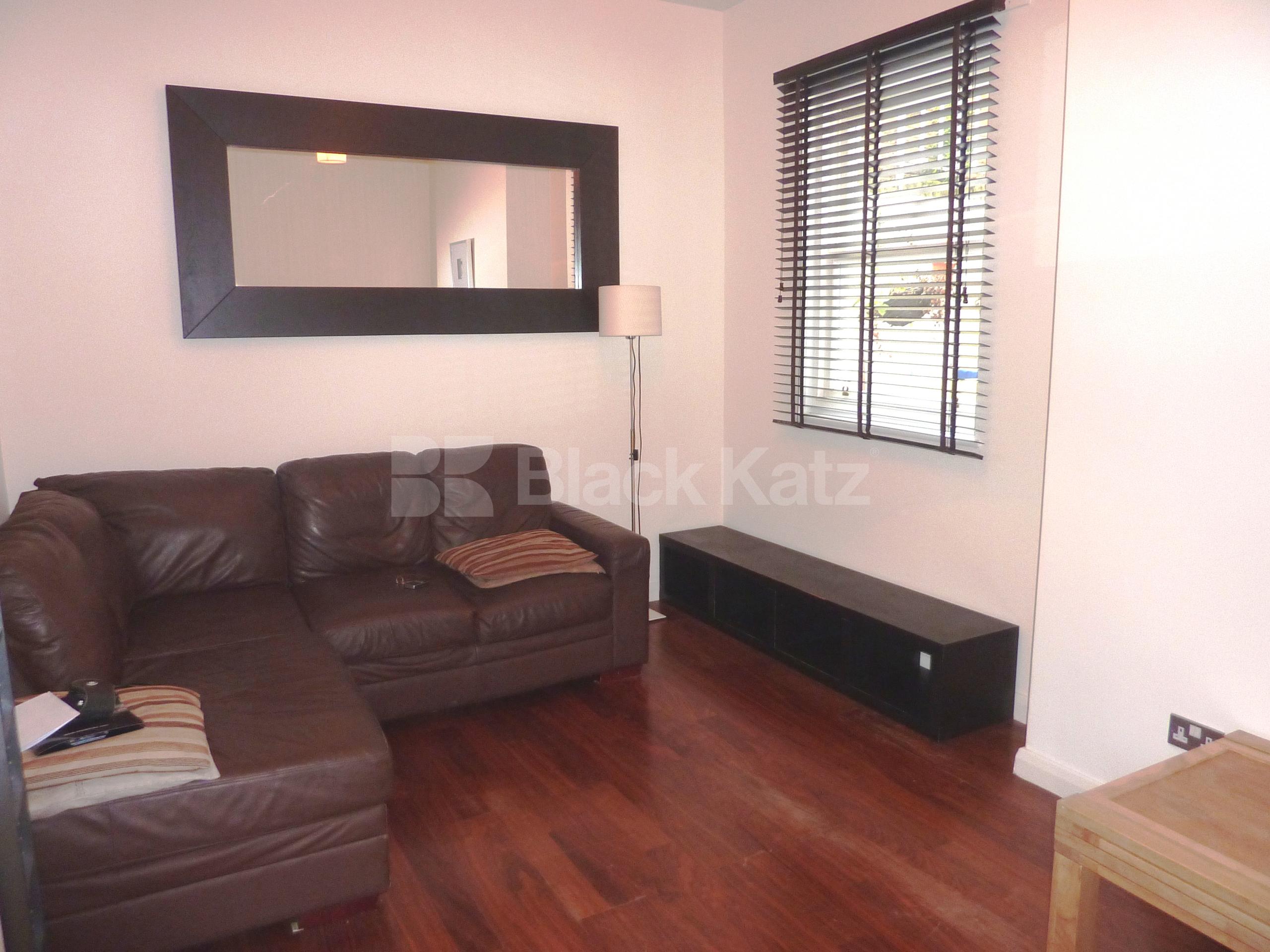 			MUST SEE!!, 1 Bedroom, 1 bath, 1 reception Flat			 Pembridge Gardens, NOTTING HILL W2